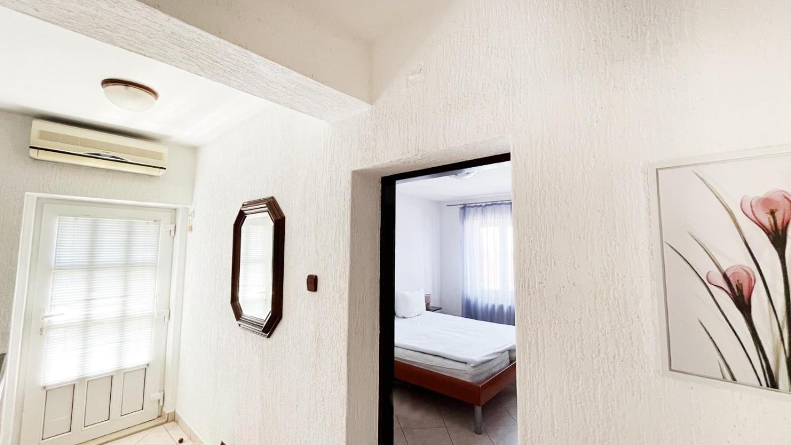 Apartment Vuke *